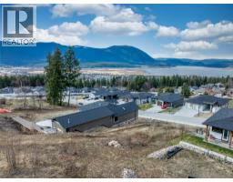 1120 16 Avenue Se, Salmon Arm, BC V1E0H4 Photo 11