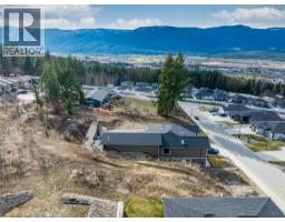 1120 16 Avenue Se, Salmon Arm, BC V1E0H4 Photo 14