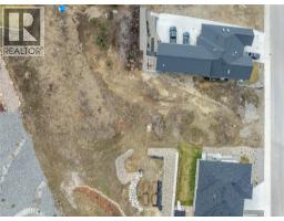 1120 16 Avenue Se, Salmon Arm, BC V1E0H4 Photo 6