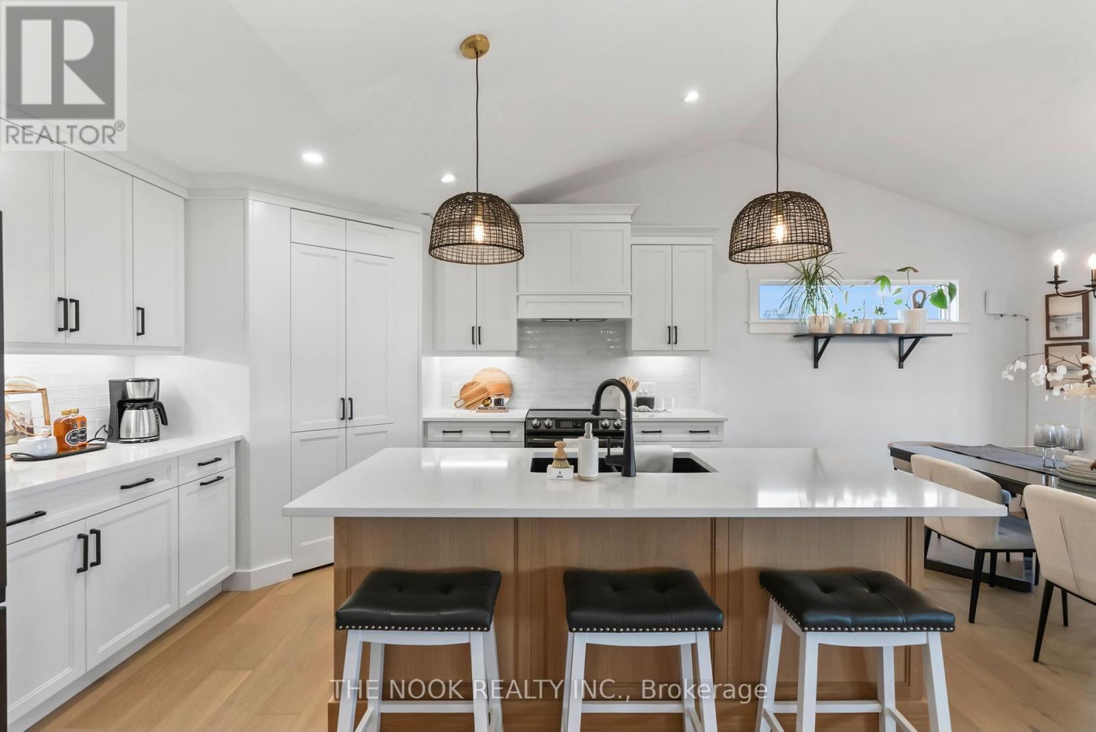 3557 BLESSINGTON ROAD - 11