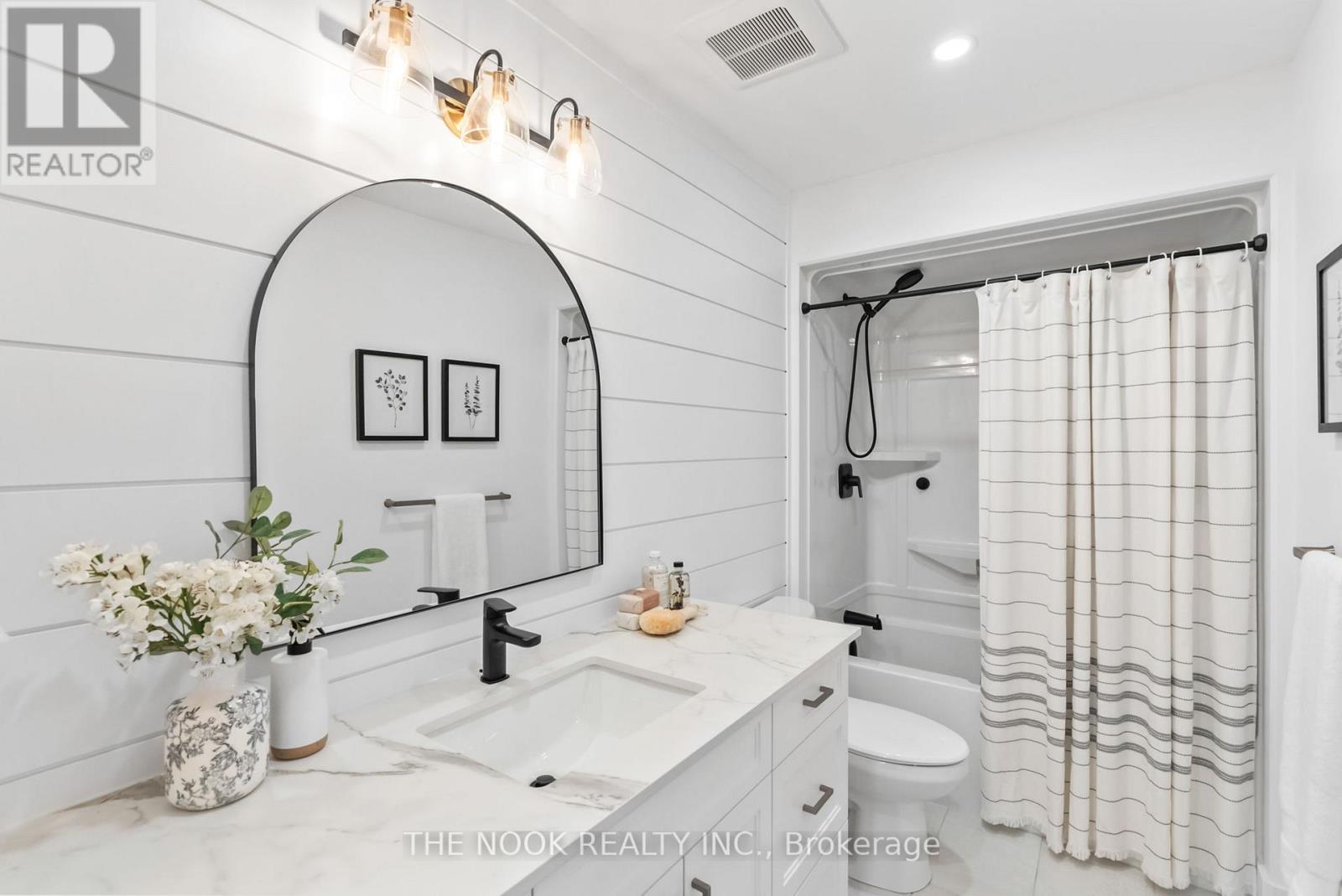 3557 BLESSINGTON ROAD - 23