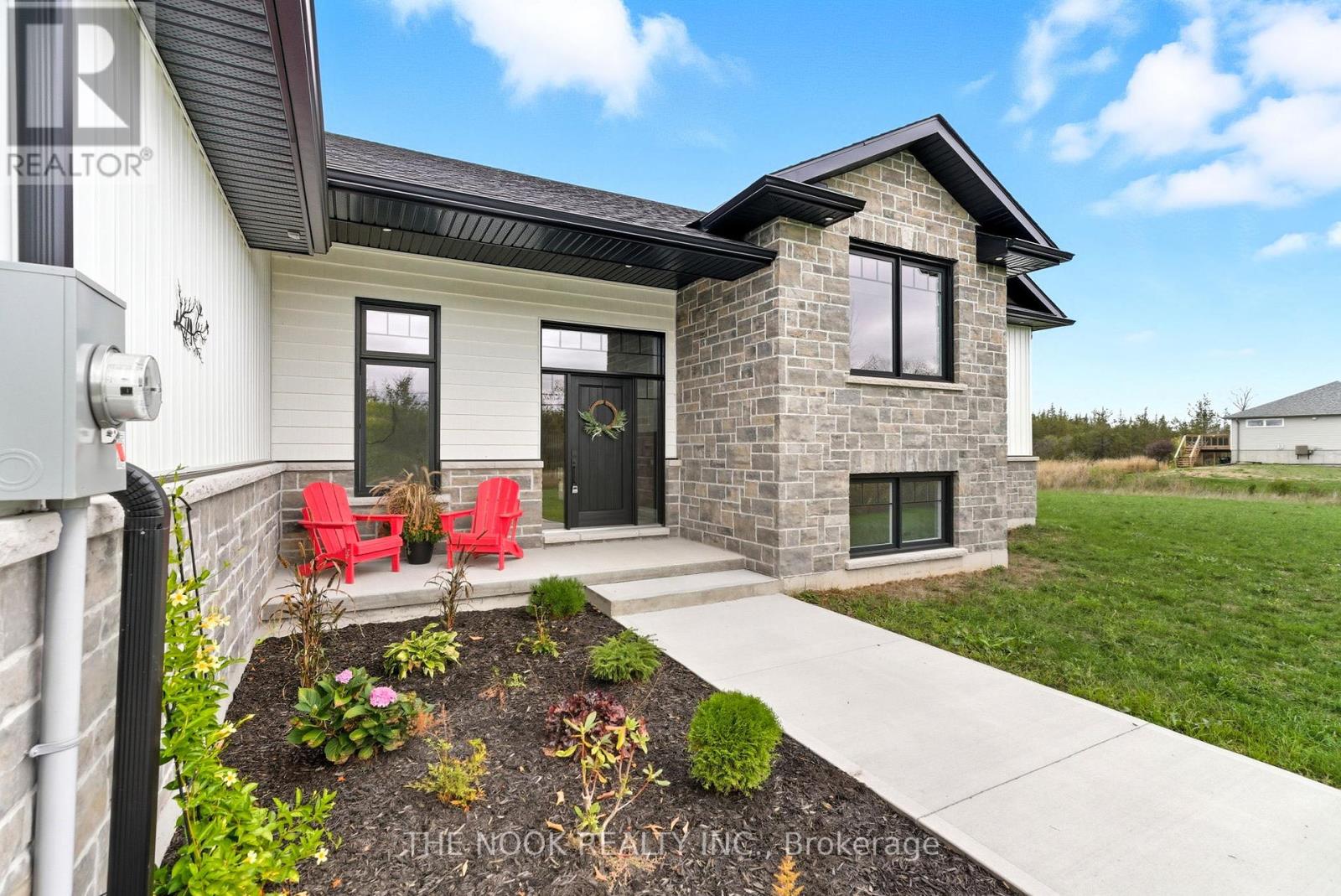 3557 BLESSINGTON ROAD - 6