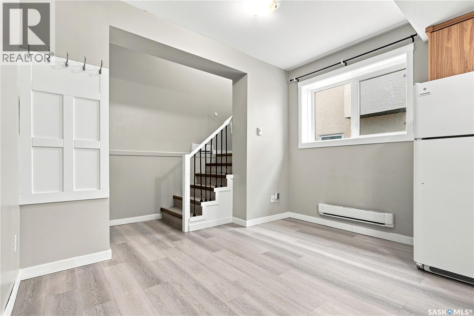 223 Ells CRESCENT - 37