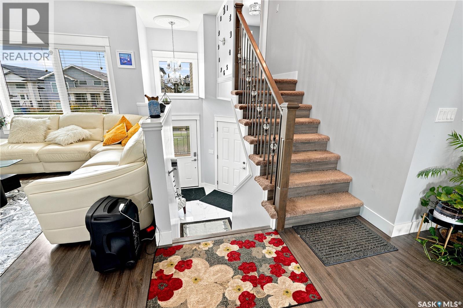 223 Ells CRESCENT - 4