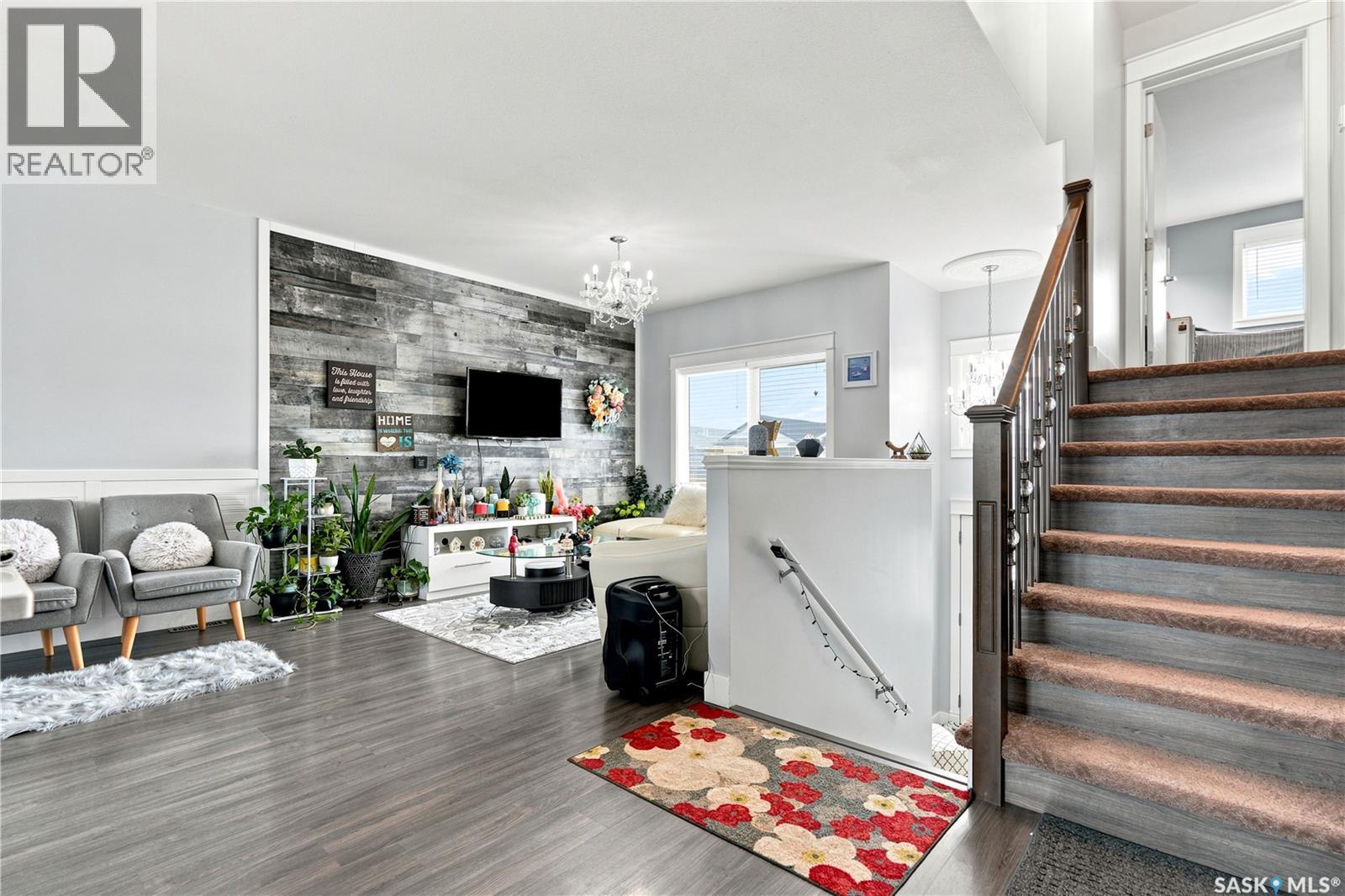 223 Ells CRESCENT - 5