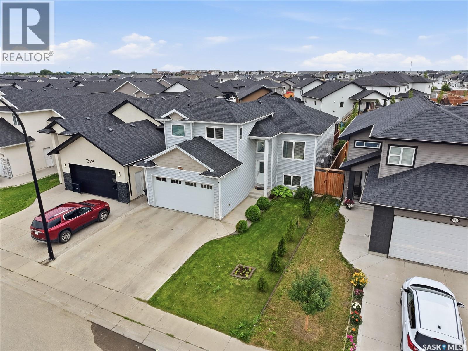 223 Ells CRESCENT - 56