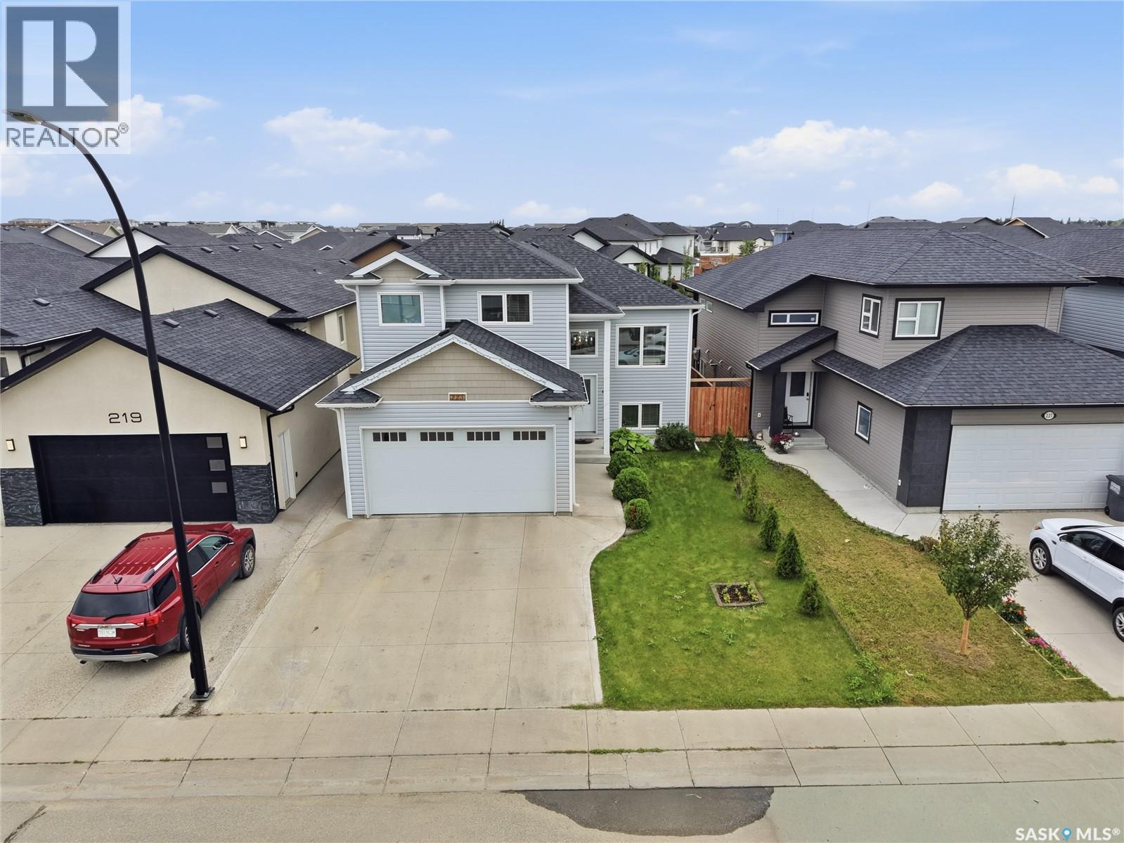 223 Ells CRESCENT - 58
