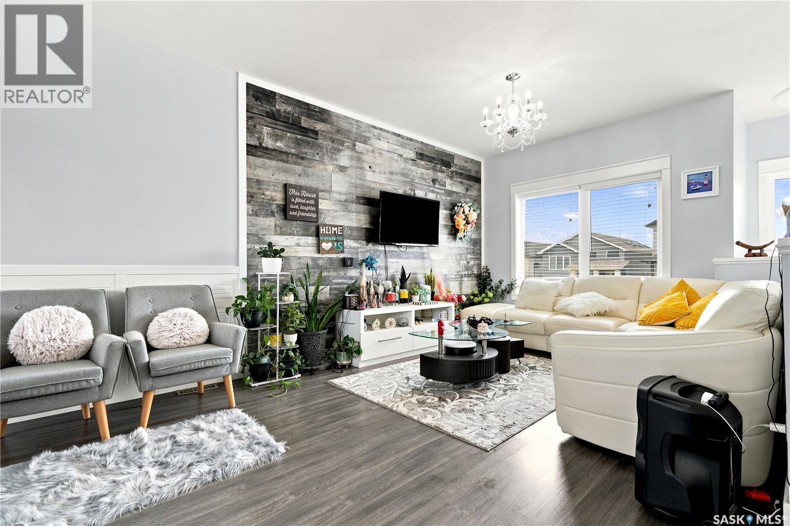 223 Ells CRESCENT - 7