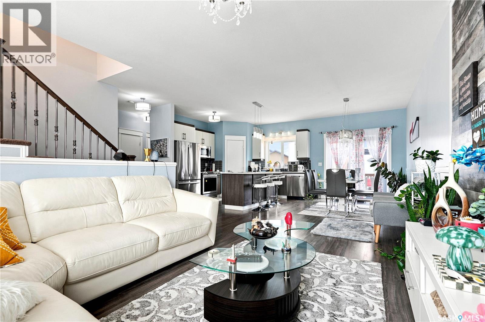 223 Ells CRESCENT - 8
