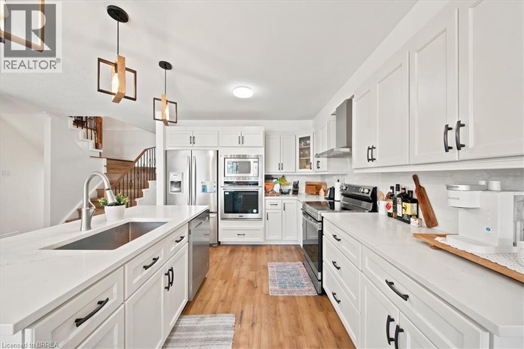 8 MAVIN Street - 12