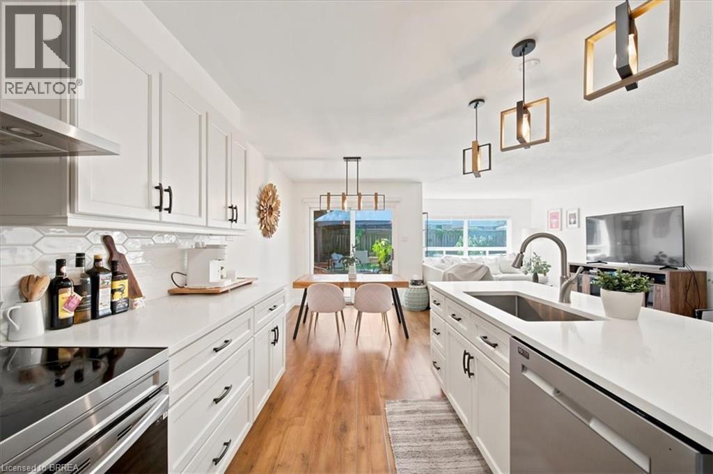 8 MAVIN Street - 13