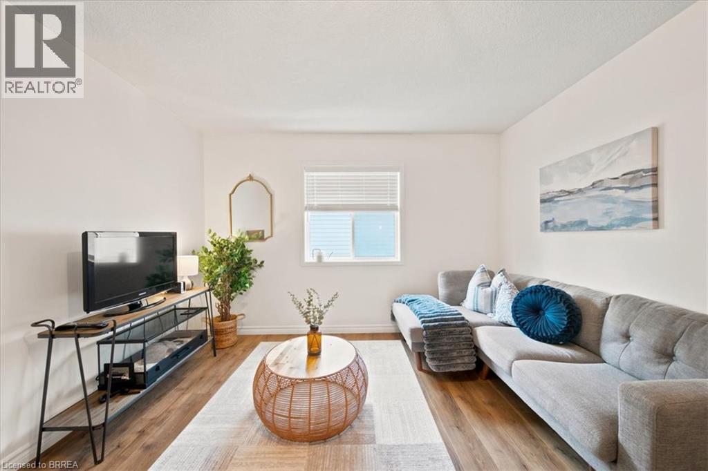 8 MAVIN Street - 25
