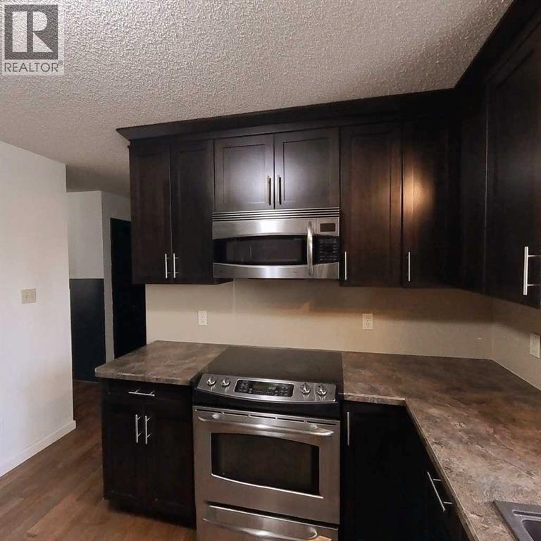 5411 51 Avenue - 14