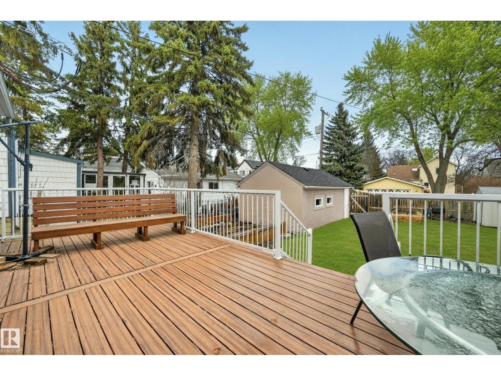 6807 112A ST NW - 42