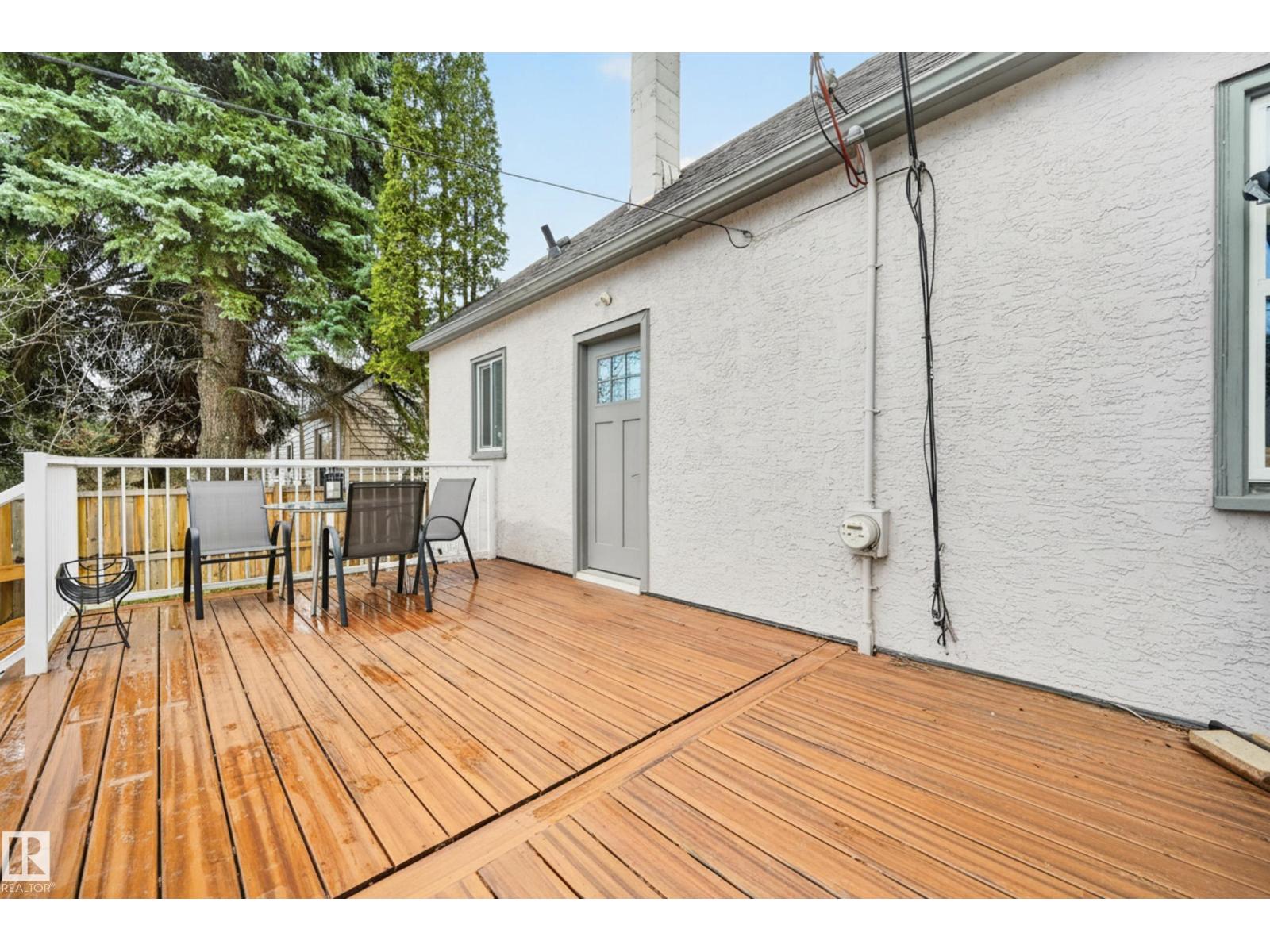6807 112A ST NW - 43