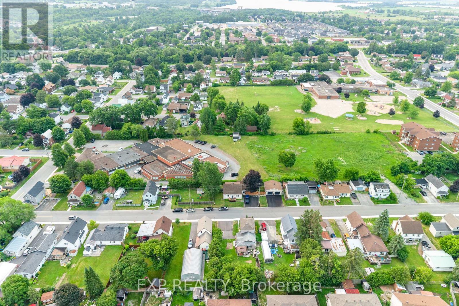 111 MACDONALD STREET - 12