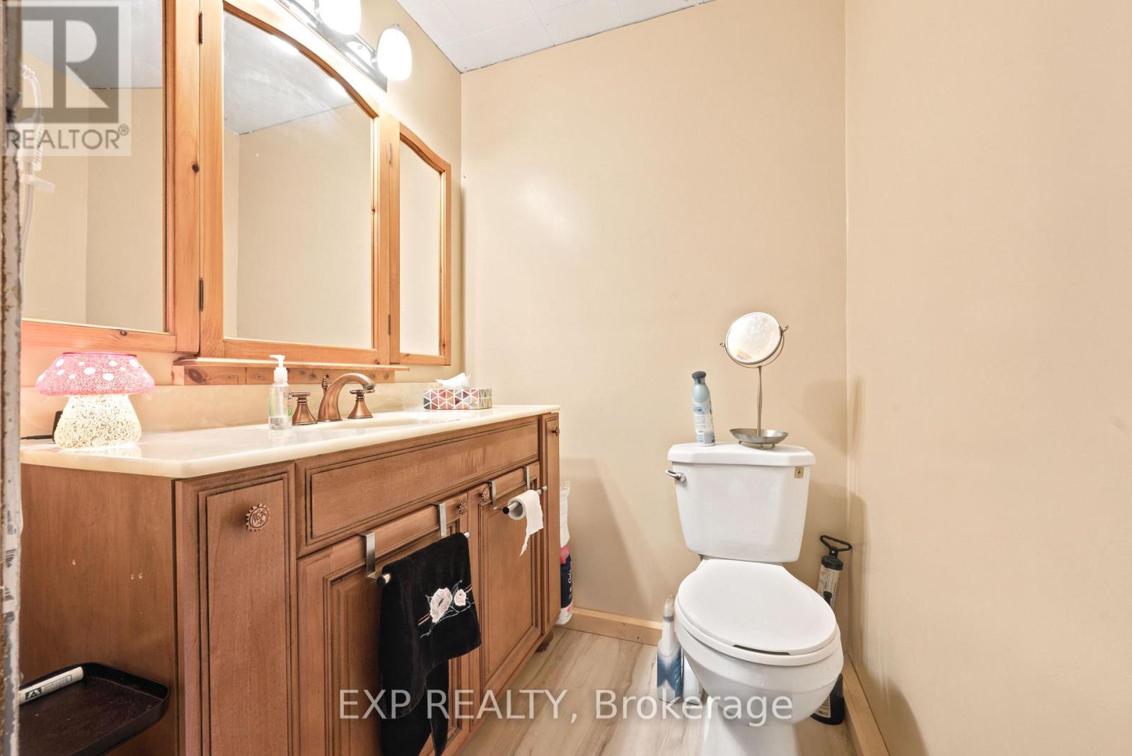 111 MACDONALD STREET - 20