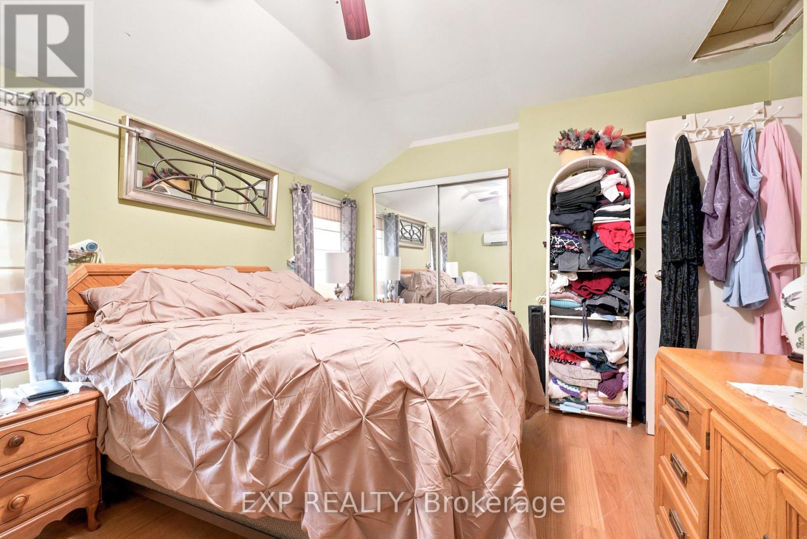 111 MACDONALD STREET - 28