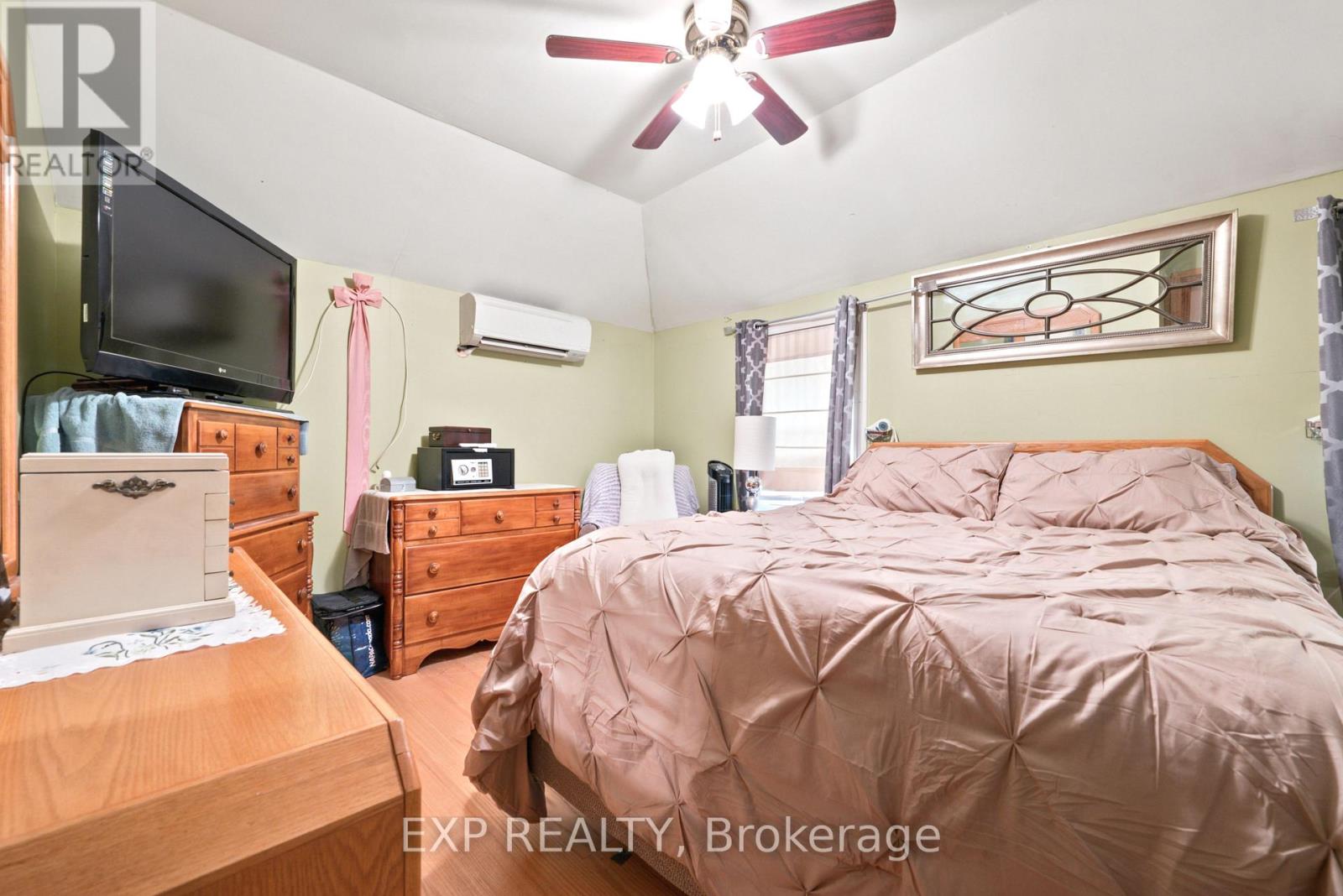 111 MACDONALD STREET - 29