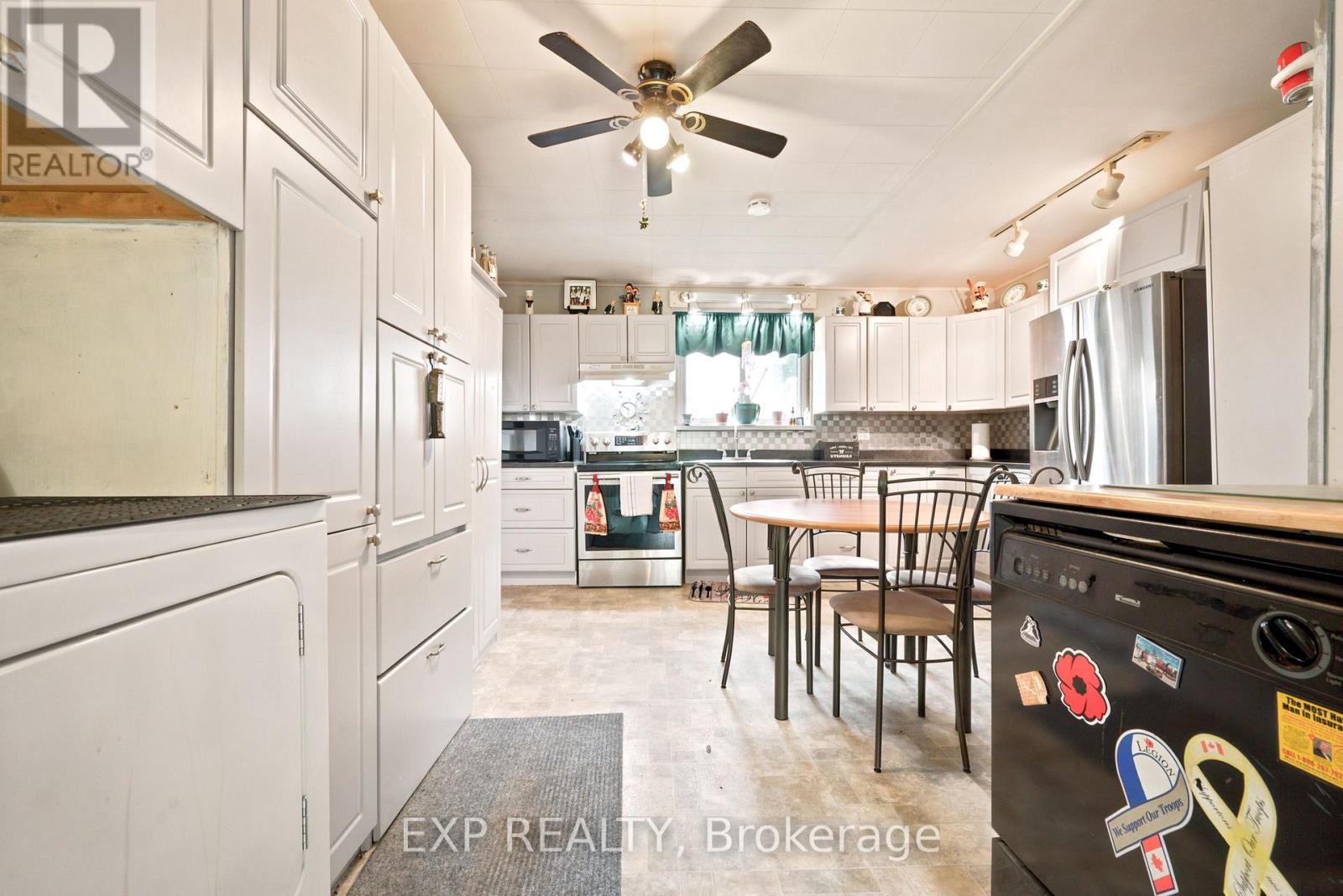 111 MACDONALD STREET - 34