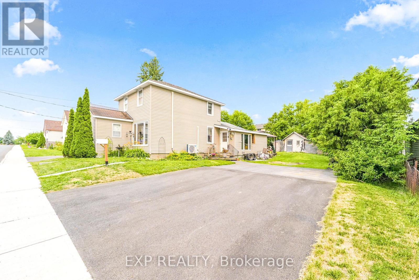 111 MACDONALD STREET - 4
