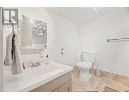 6 Colville Street thumbnail 19