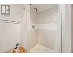 6 Colville Street thumbnail 20