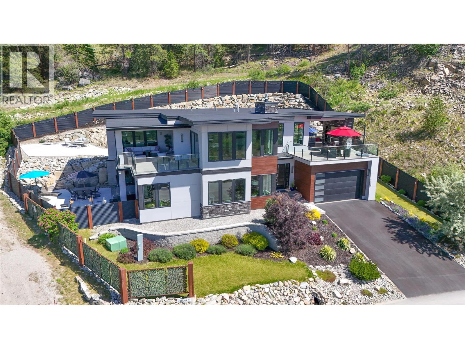 3060 OUTLOOK Way - 41
