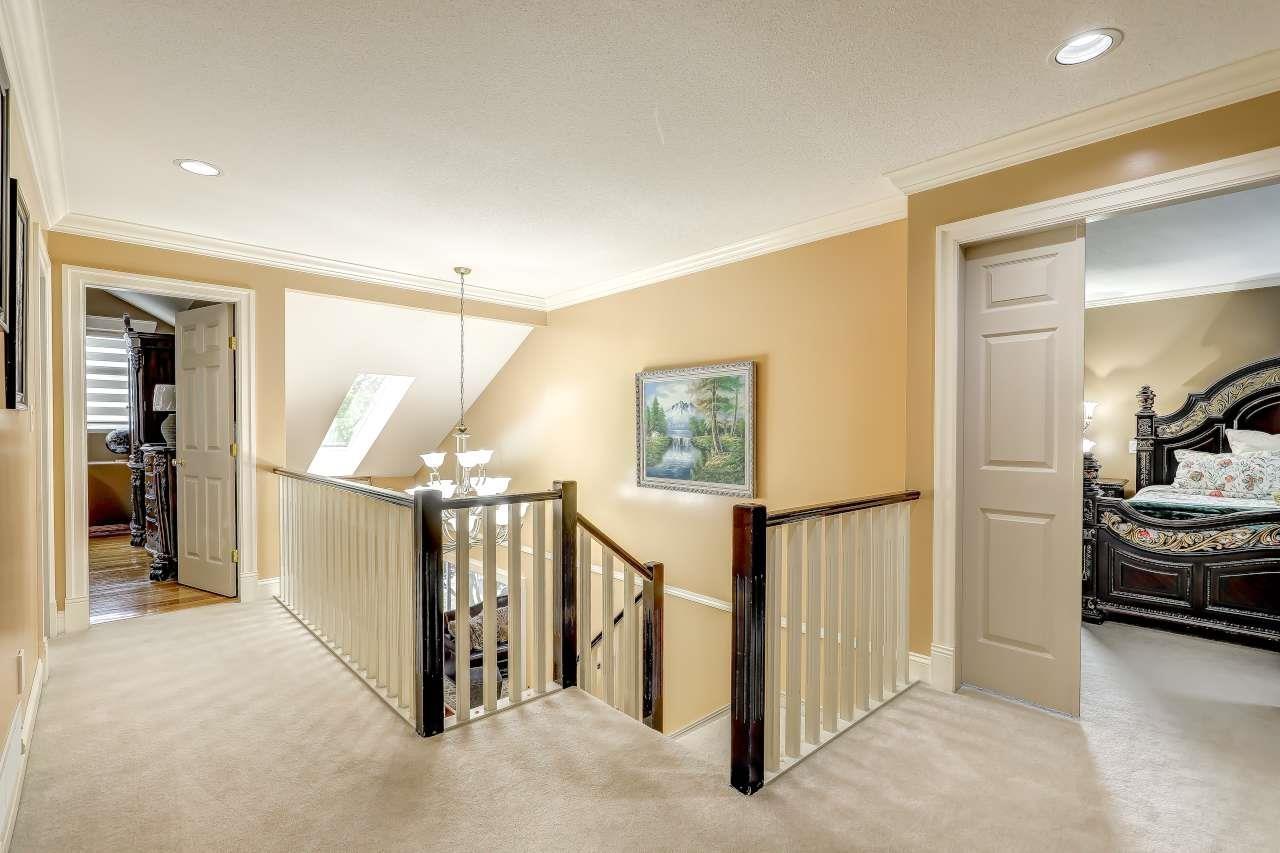 8 Bed, 5 Bath House for Sale in Surrey – 15341 80 AVENUE, Surrey – MLS# R3146097 - Image 32