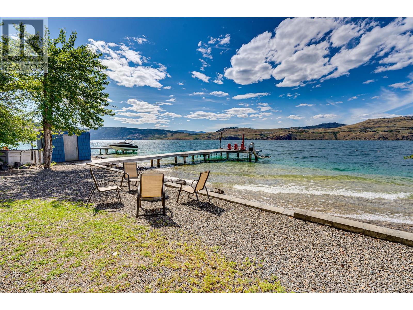 5853 Cosens Bay Road - 30