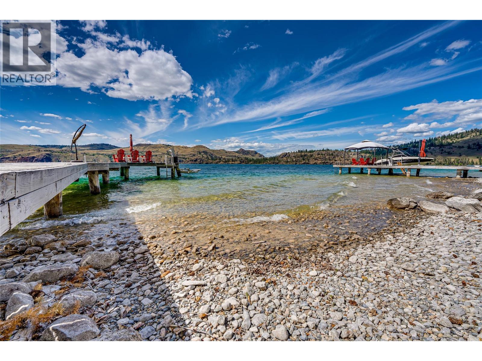 5853 Cosens Bay Road - 39
