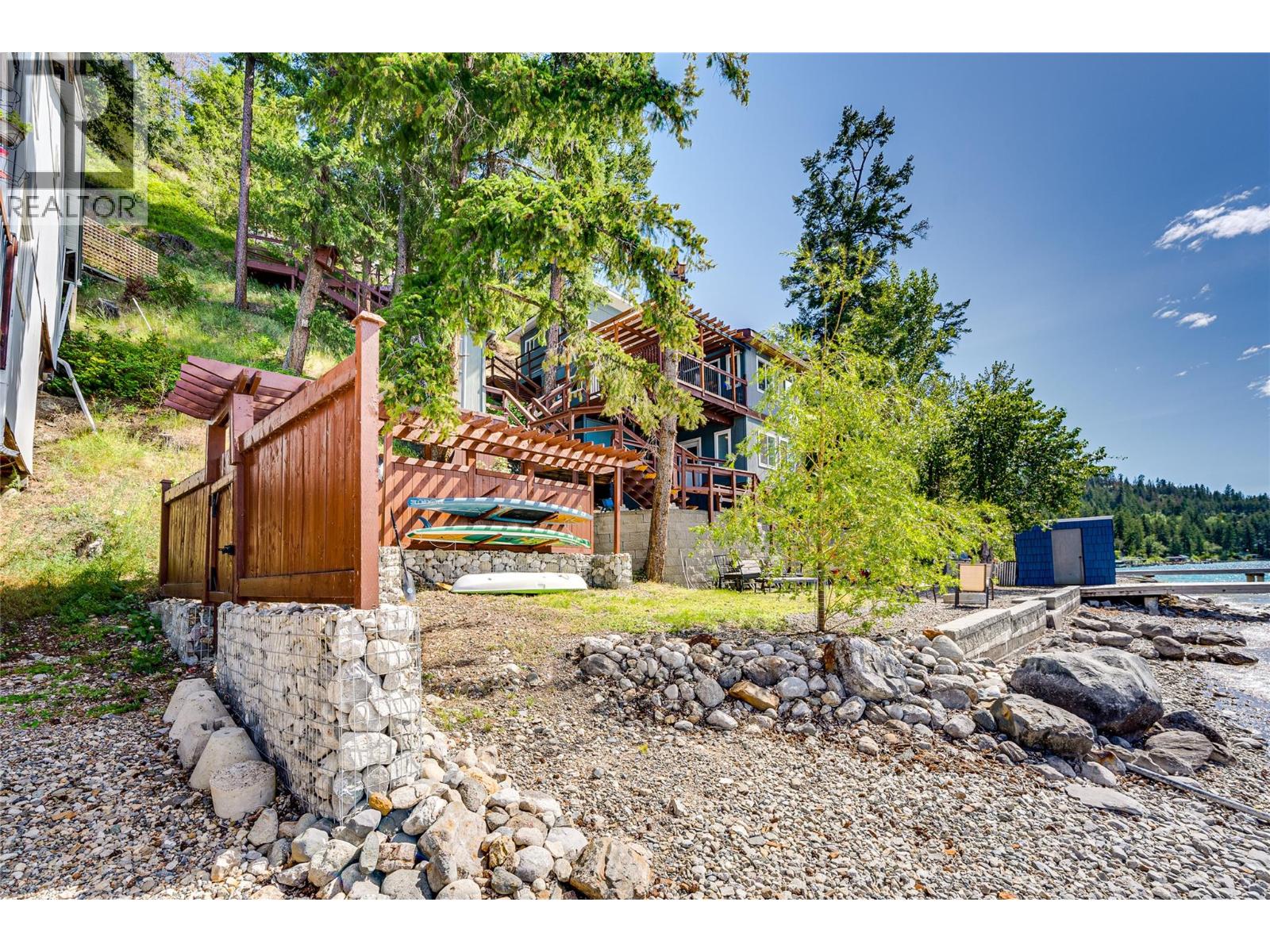 5853 Cosens Bay Road - 44