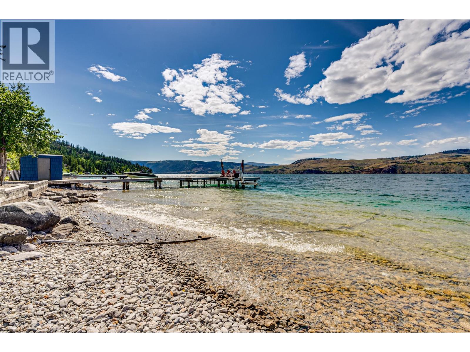 5853 Cosens Bay Road - 57