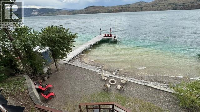 5853 Cosens Bay Road - 58