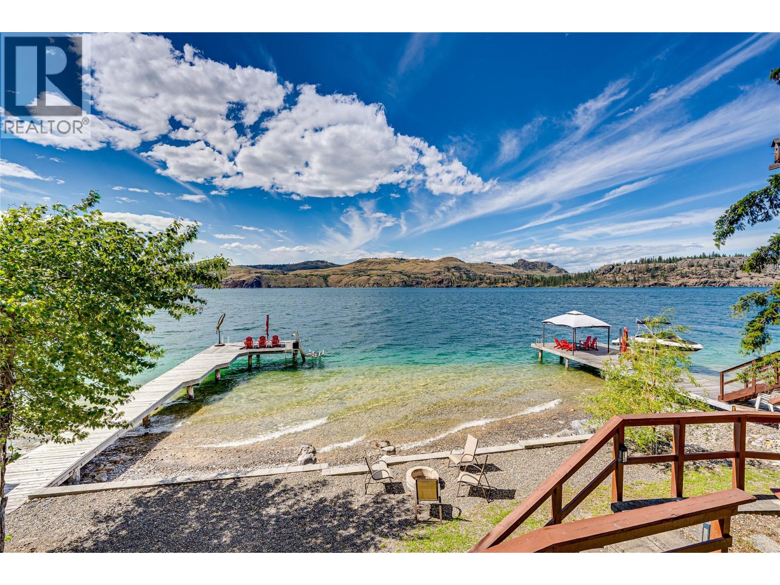 5853 Cosens Bay Road - 35