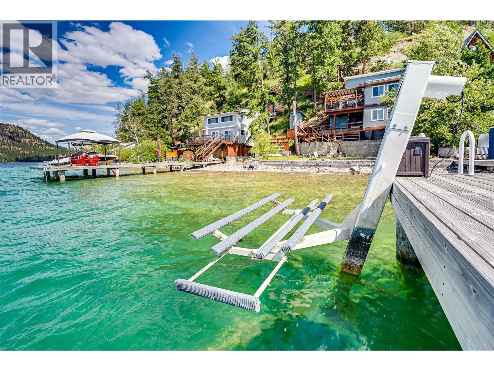 5853 Cosens Bay Road - 38