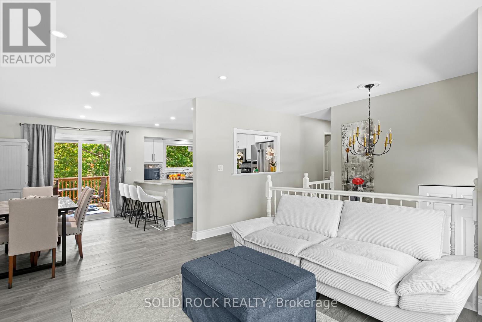 676 CENTRE STREET - Image 7