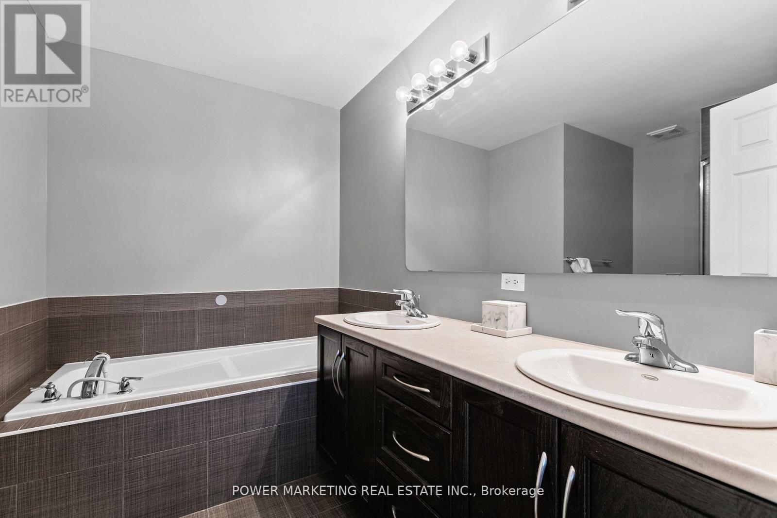 2200 NANTES STREET - 17