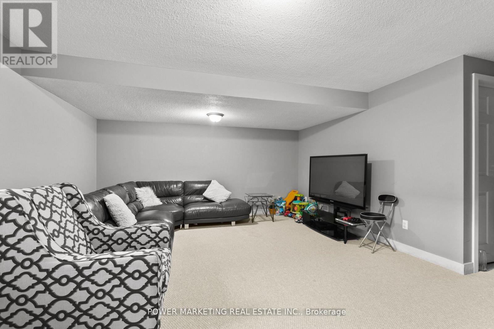 2200 NANTES STREET - 22