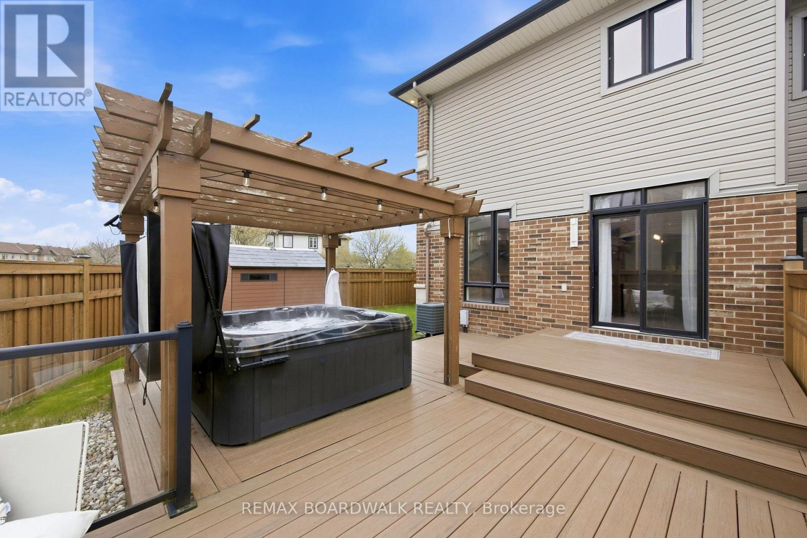 375 COOKS MILL CRESCENT - 39