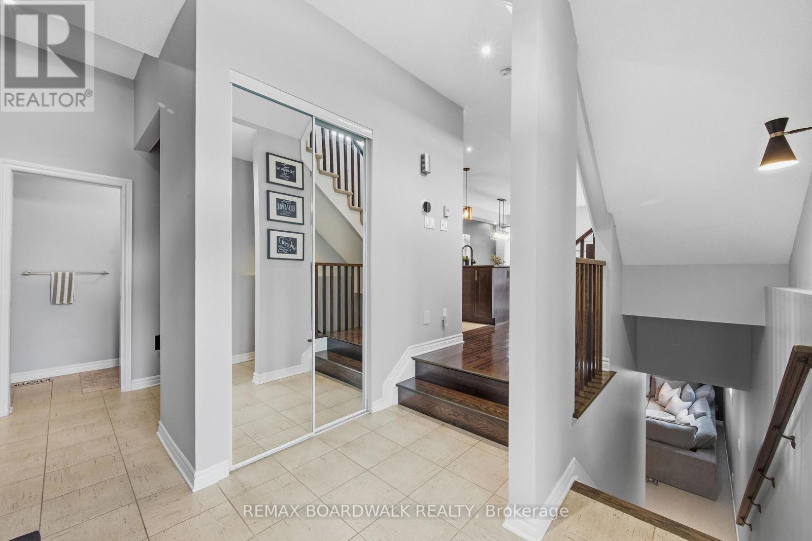 375 COOKS MILL CRESCENT - 7