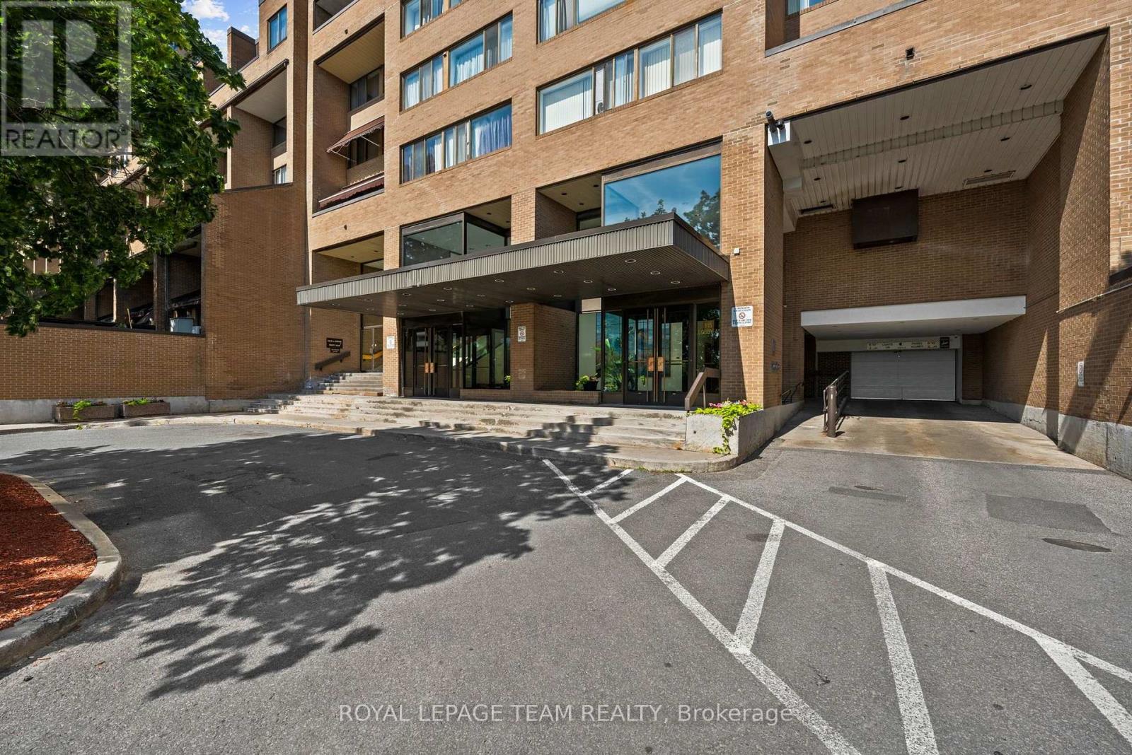 2 Bed, 1 Bath Apartment for Sale in Ottawa – 912 – 515 ST LAURENT BOULEVARD, Ottawa – MLS# X13567944 - Image 6