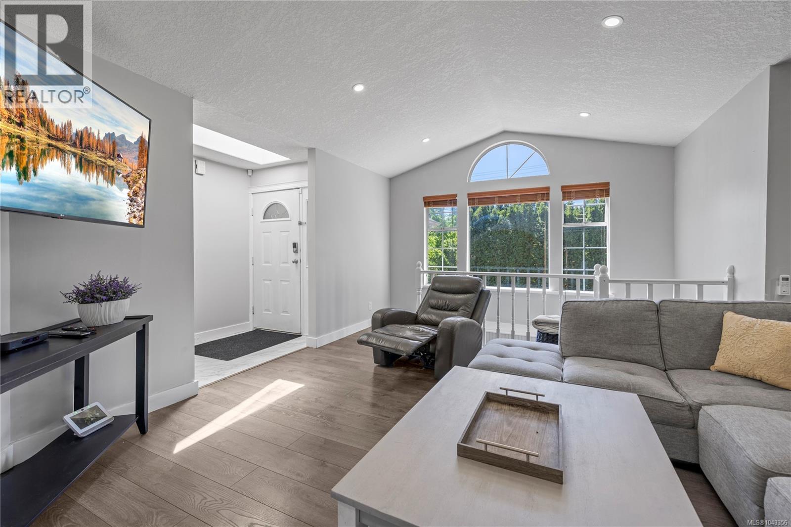 1730 Jingle Pot Rd, Nanaimo