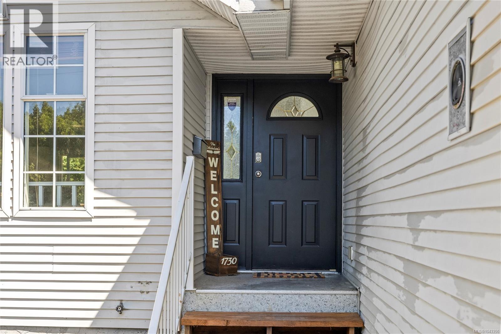1730 Jingle Pot Rd, Nanaimo
