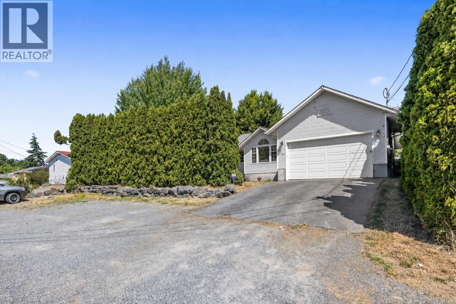 1730 Jingle Pot Rd, Nanaimo