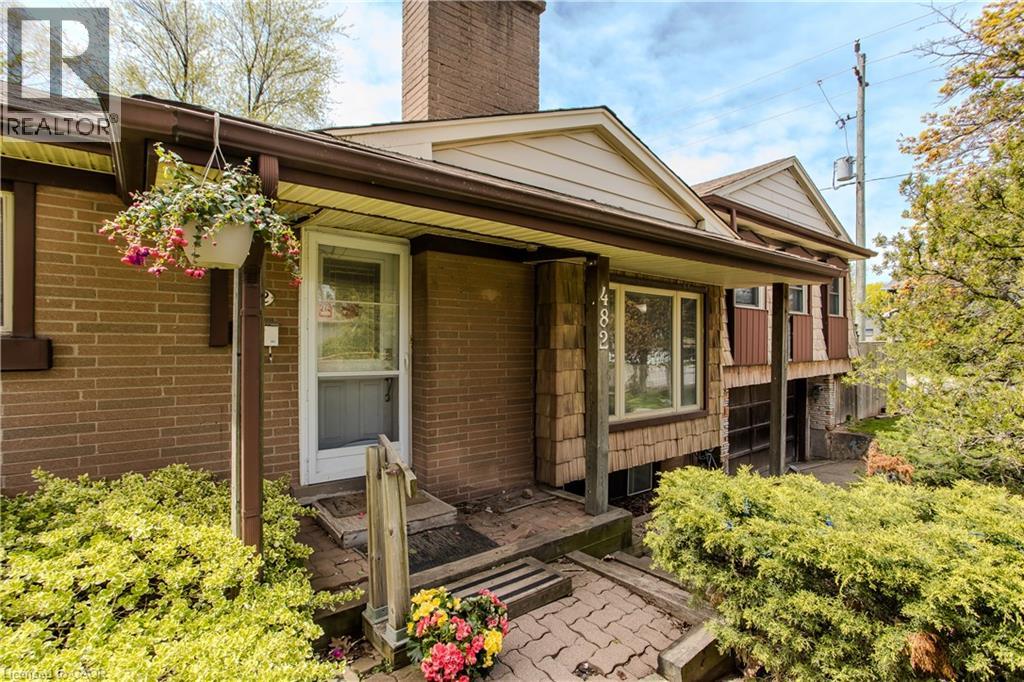 482 SHERIN Drive - 2