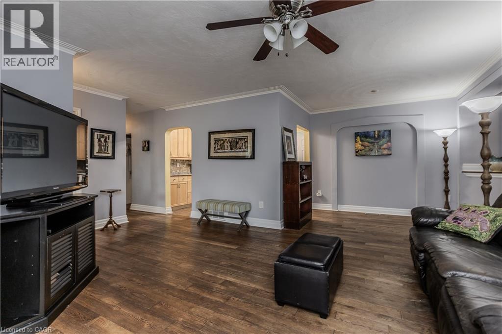 482 SHERIN Drive - 6