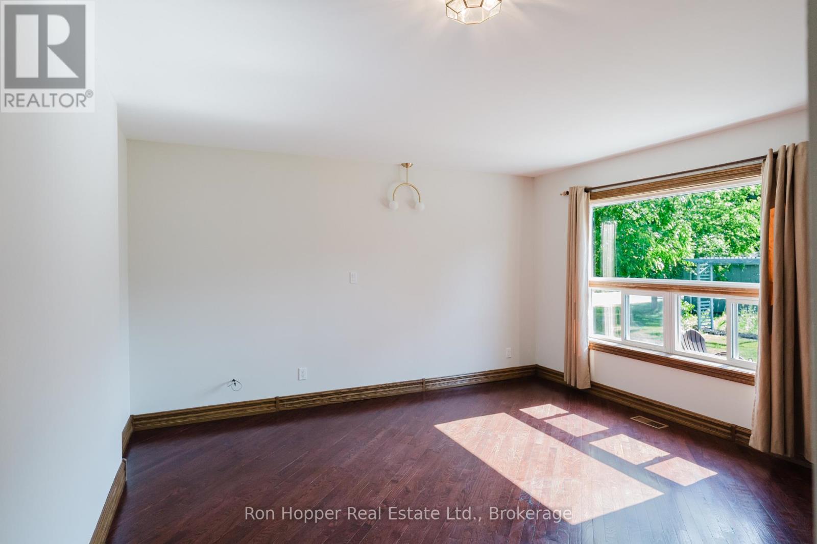 1893 8TH AVENUE W - 20