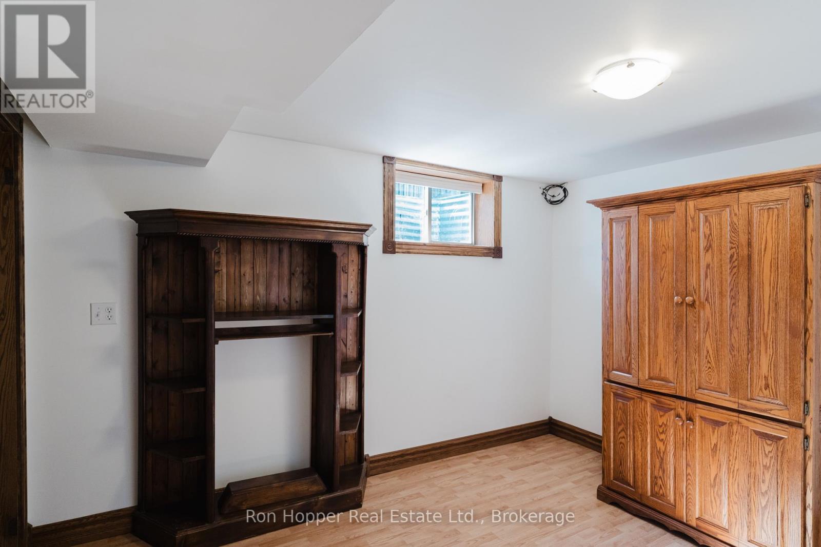 1893 8TH AVENUE W - 31