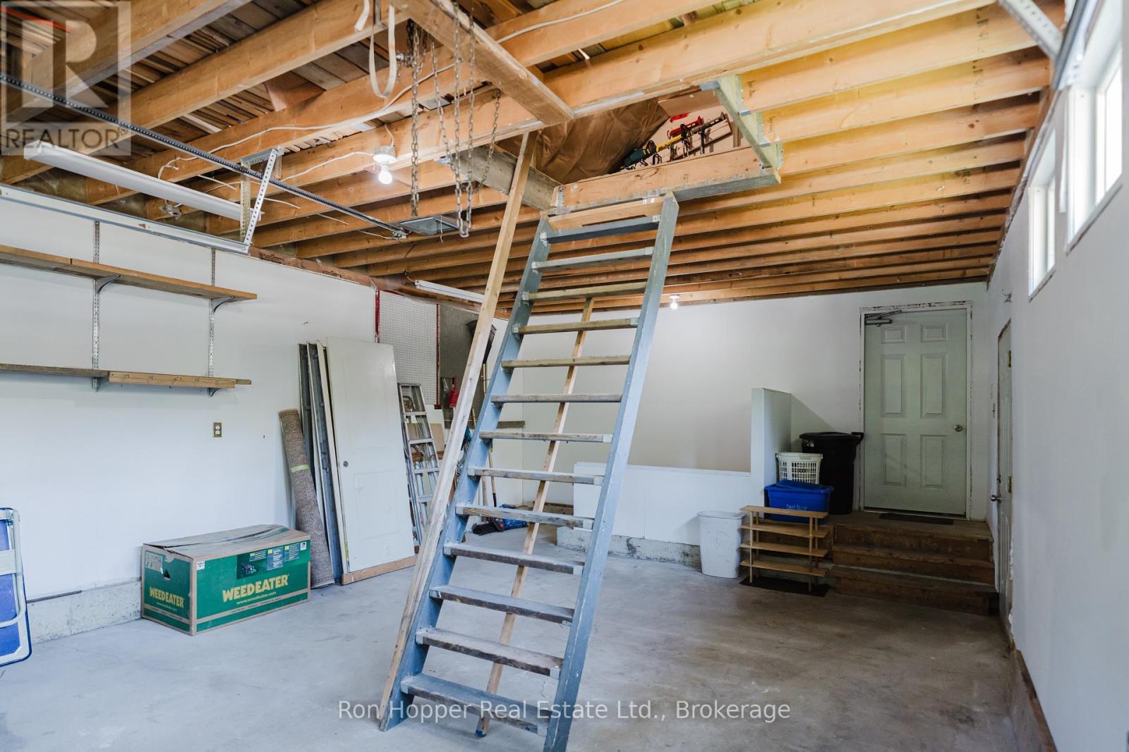 1893 8TH AVENUE W - 37